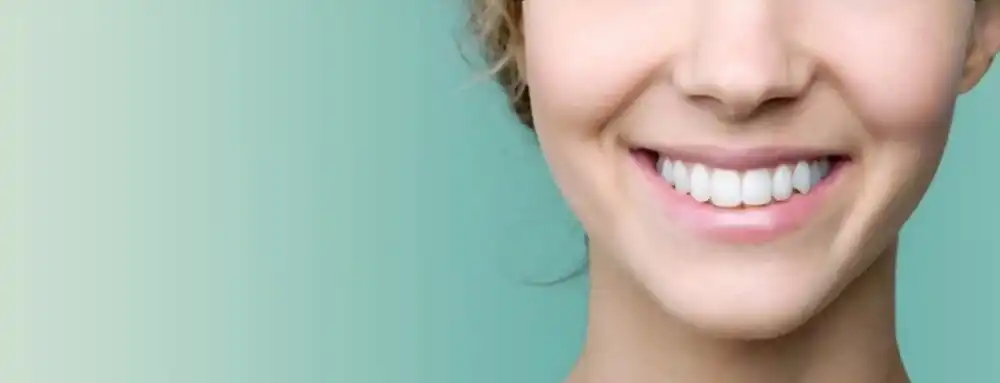 Blanchiment Dentaire en Tunisie : Offrez-vous un Sourire Radieux à Petit Prix
