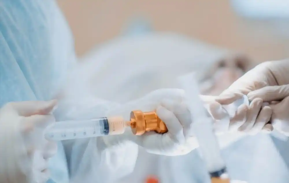 Lipofilling Visage en Tunisie : Sublimez Votre Visage avec Medica Tour